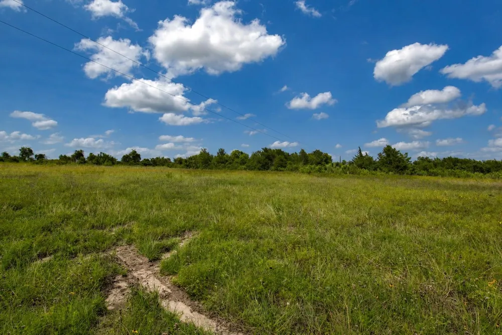 3827 Felder Road Washington, TX 77880