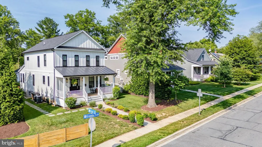 907 MAPLE AVENUE Rockville, MD 20851