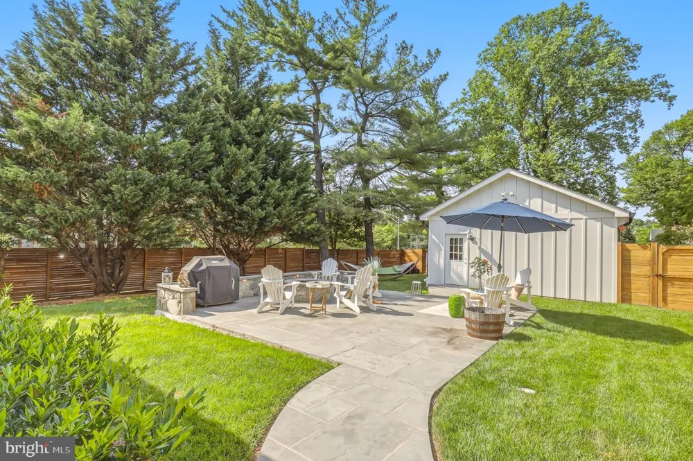 907 MAPLE AVENUE Rockville, MD 20851