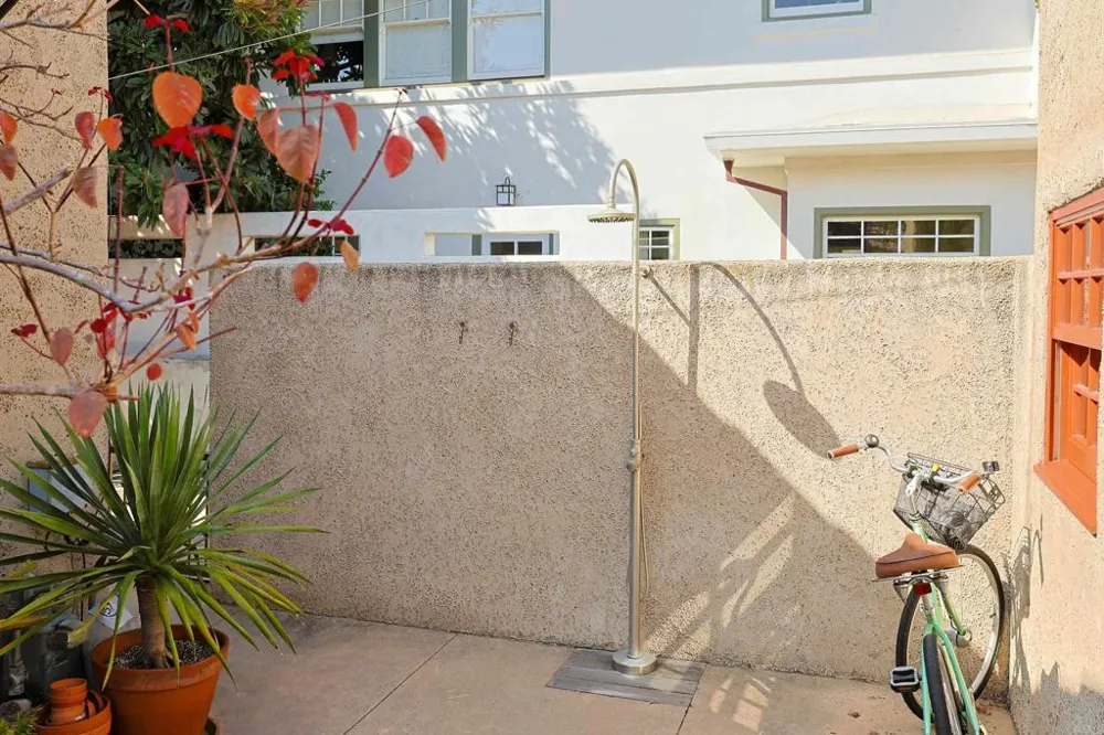 1027 Adella Coronado, CA 92118