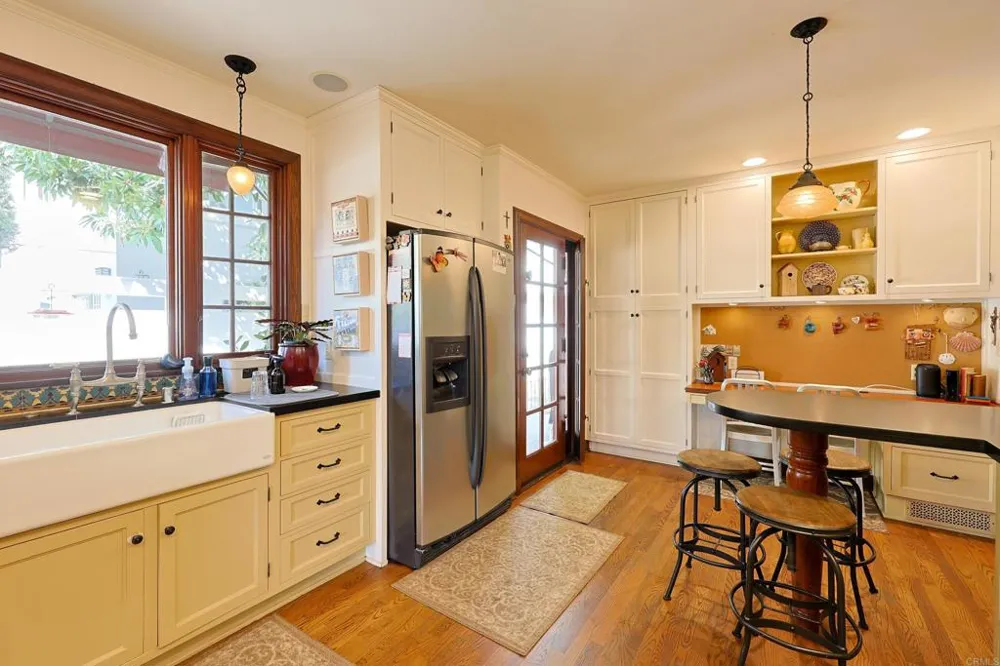 1027 Adella Coronado, CA 92118