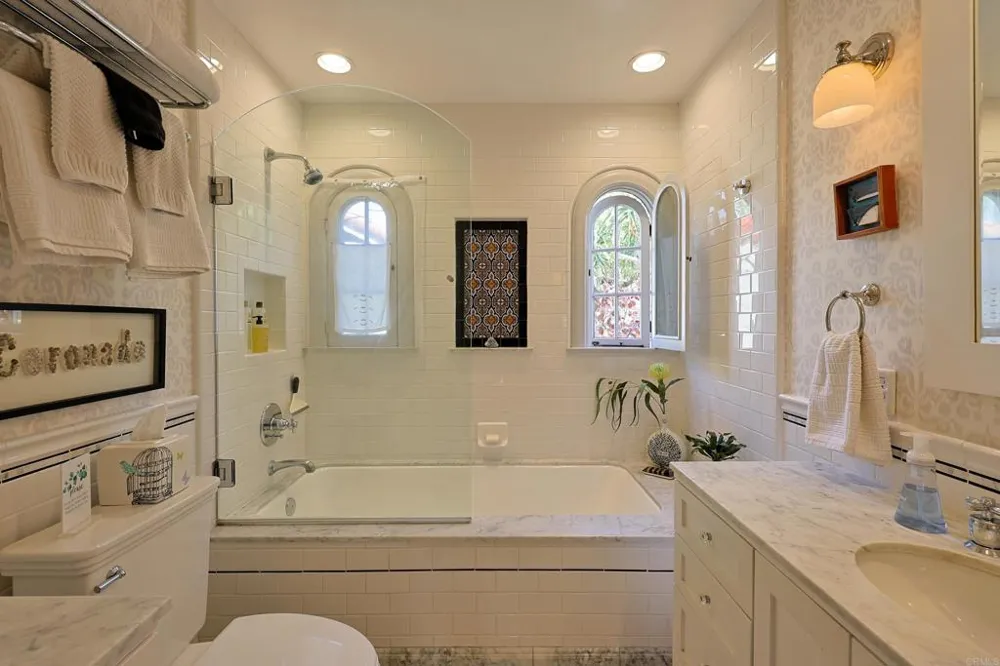 1027 Adella Coronado, CA 92118