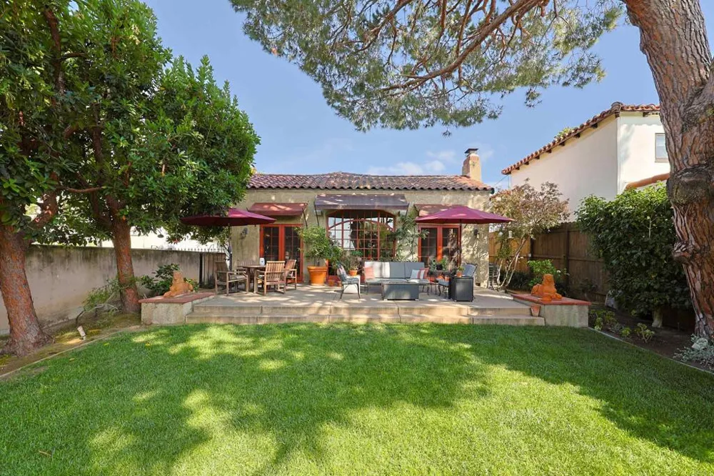 1027 Adella Coronado, CA 92118