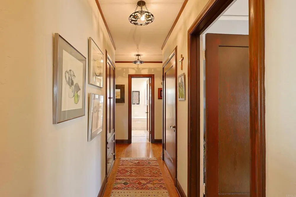 1027 Adella Coronado, CA 92118