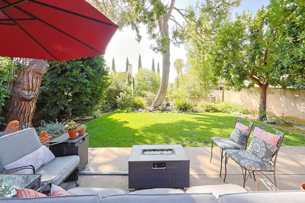 1027 Adella Coronado, CA 92118