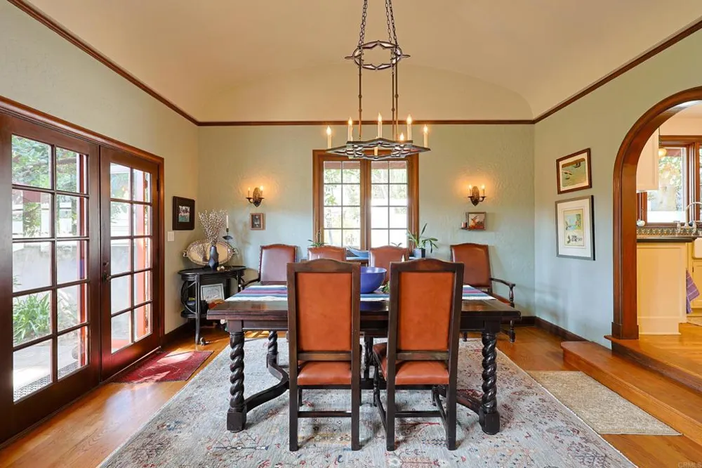 1027 Adella Coronado, CA 92118