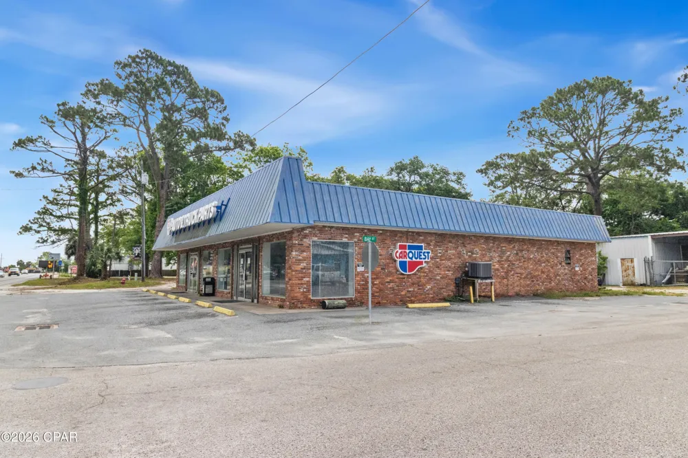 336 Highway 98 East Point, FL 32328