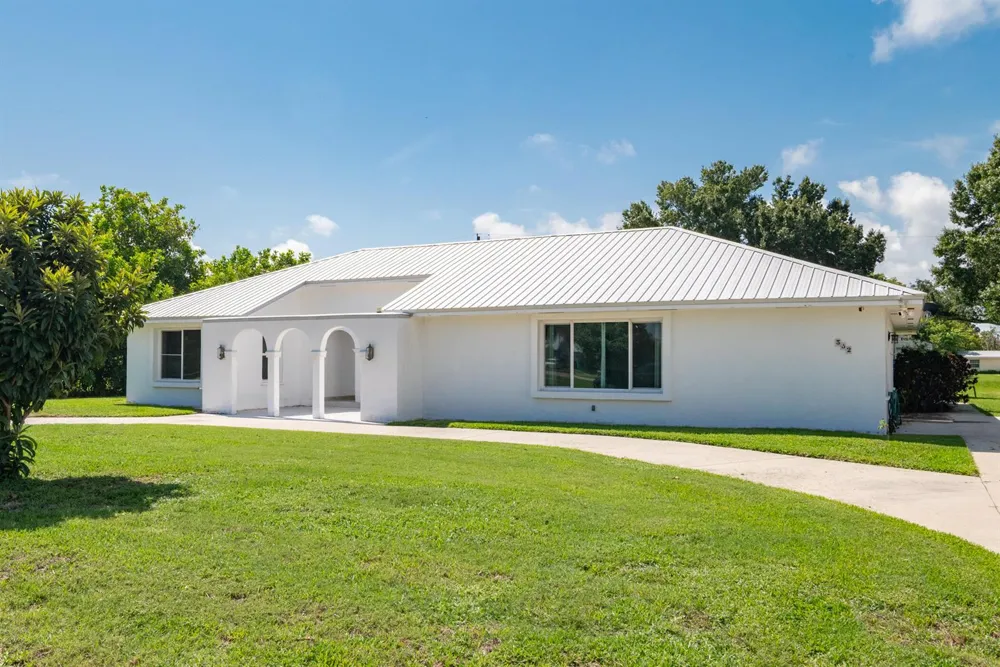 312 De Soto Avenue Clewiston, FL 33440