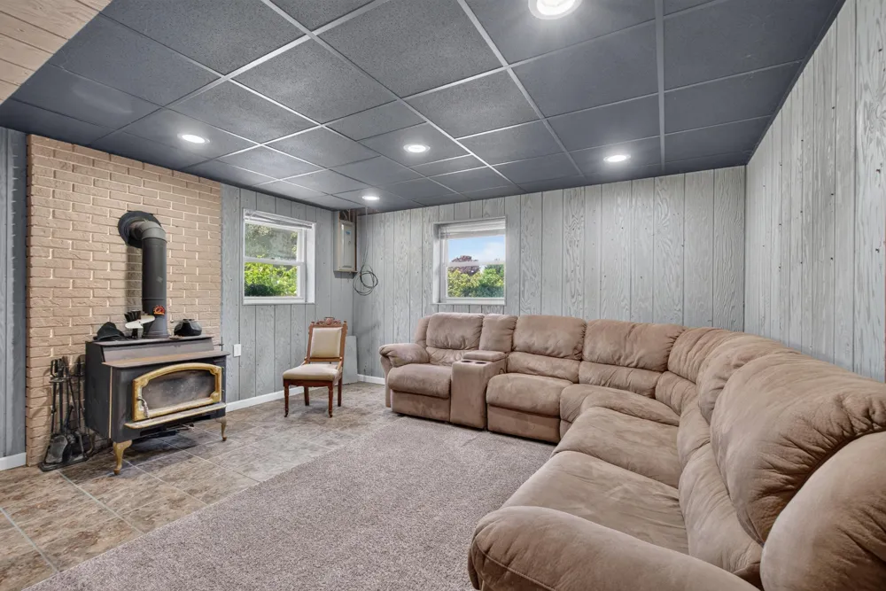 6423 Inverness Lane Napoleon Township, MI 49201