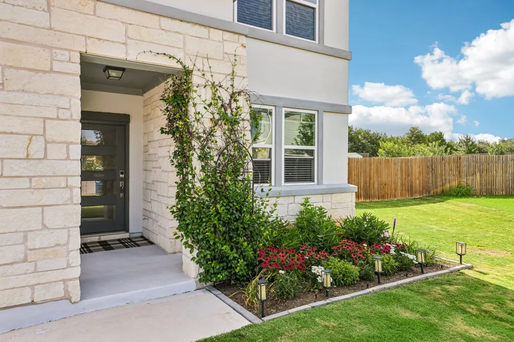 104 Terminus Trail Liberty Hill, TX 78642