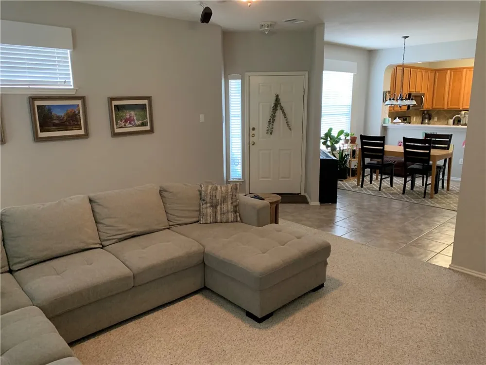 1900 Scofield Ridge Parkway #1202 Austin, TX 78727