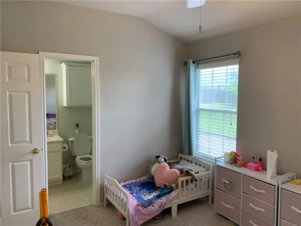 1900 Scofield Ridge Parkway #1202 Austin, TX 78727