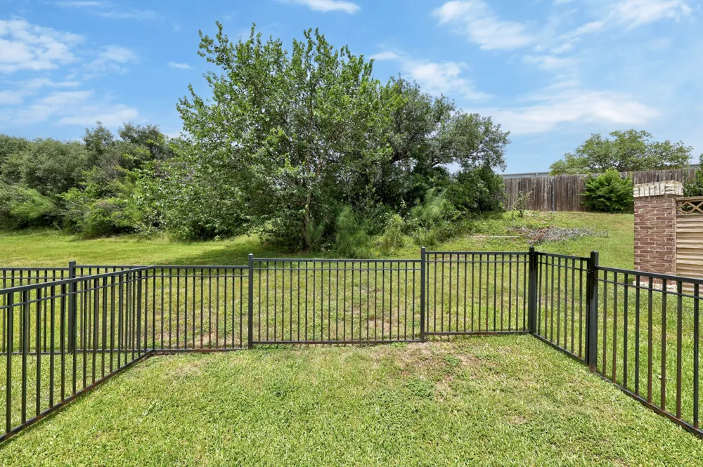 1900 Scofield Ridge Parkway #1202 Austin, TX 78727