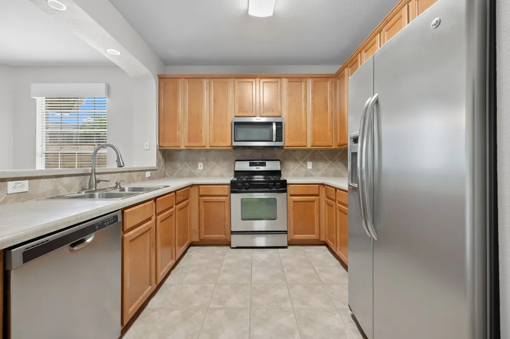 1900 Scofield Ridge Parkway #1202 Austin, TX 78727
