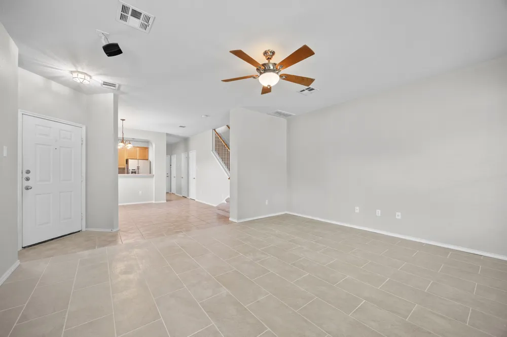 1900 Scofield Ridge Parkway #1202 Austin, TX 78727
