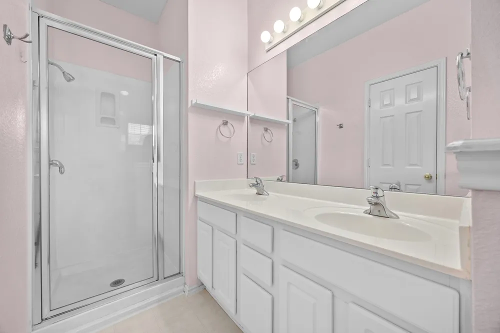 1900 Scofield Ridge Parkway #1202 Austin, TX 78727