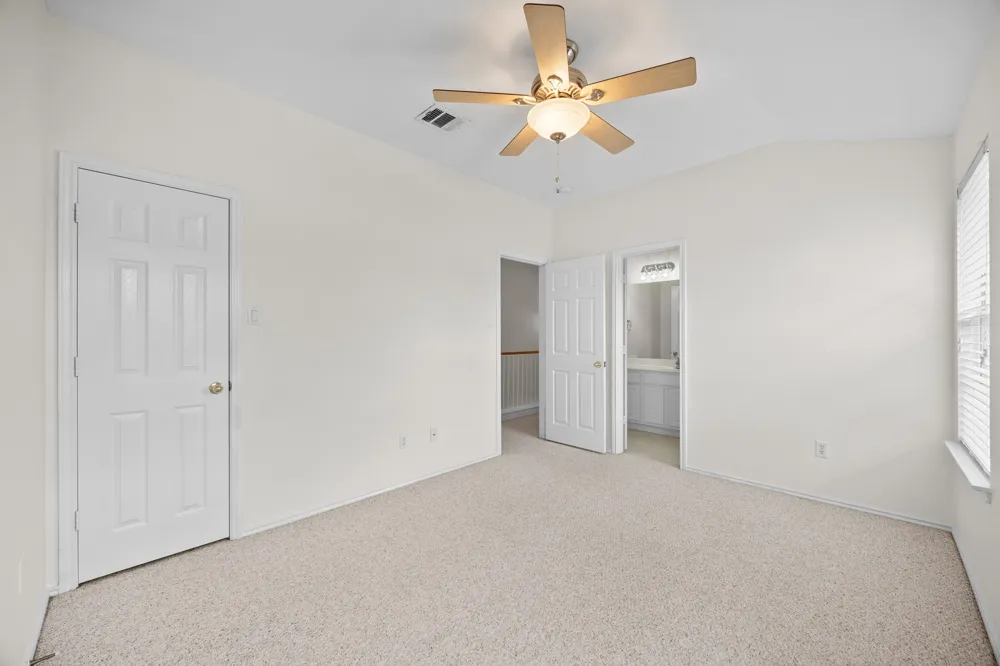1900 Scofield Ridge Parkway #1202 Austin, TX 78727