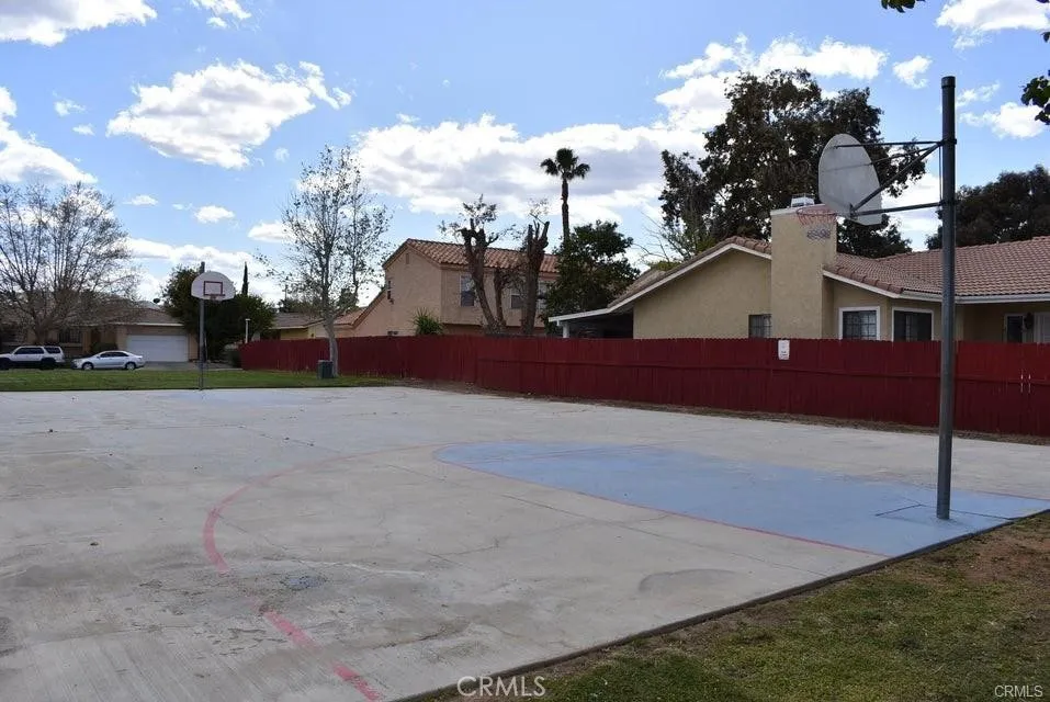 37733 Harvey Street Palmdale, CA 93550