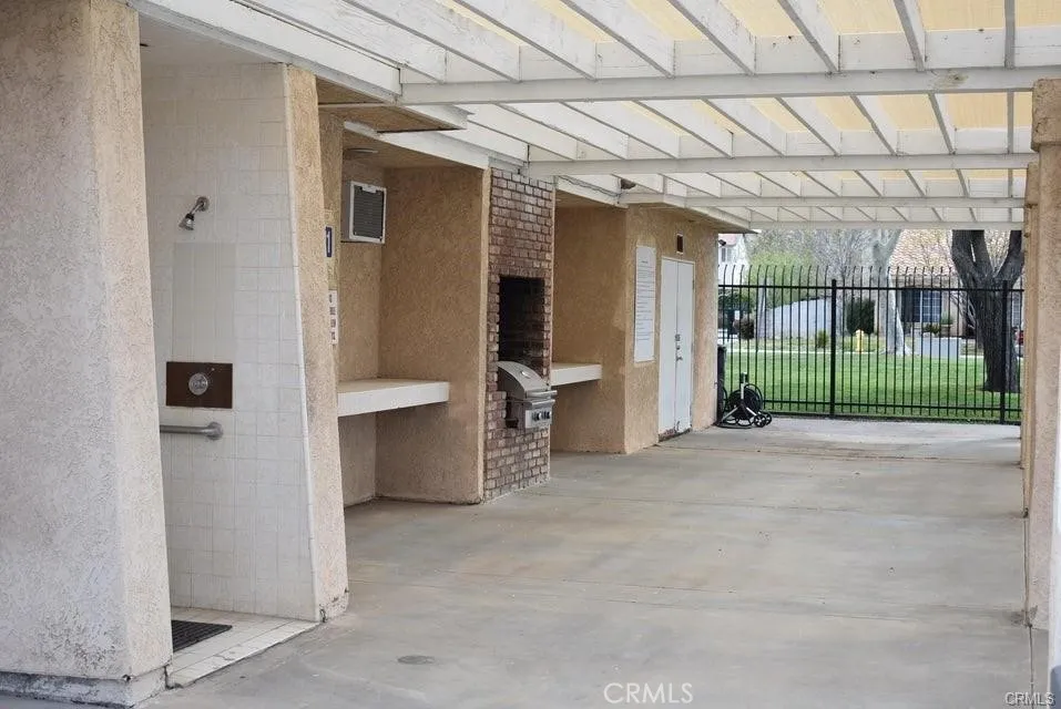 37733 Harvey Street Palmdale, CA 93550