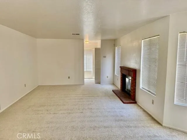 37733 Harvey Street Palmdale, CA 93550
