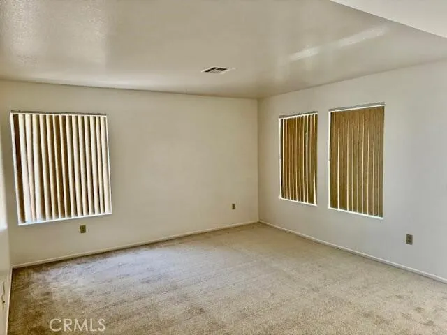 37733 Harvey Street Palmdale, CA 93550