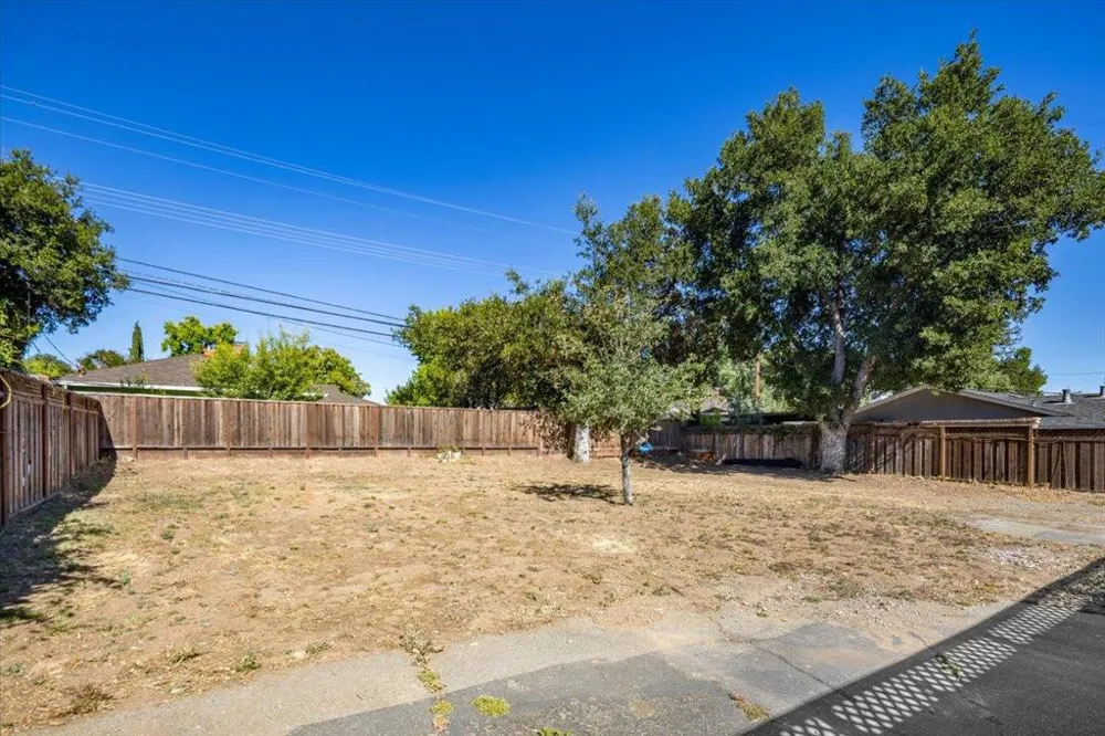 16153 Los Gatos Almaden Rd (Parcel 2) Los Gatos, CA 95032
