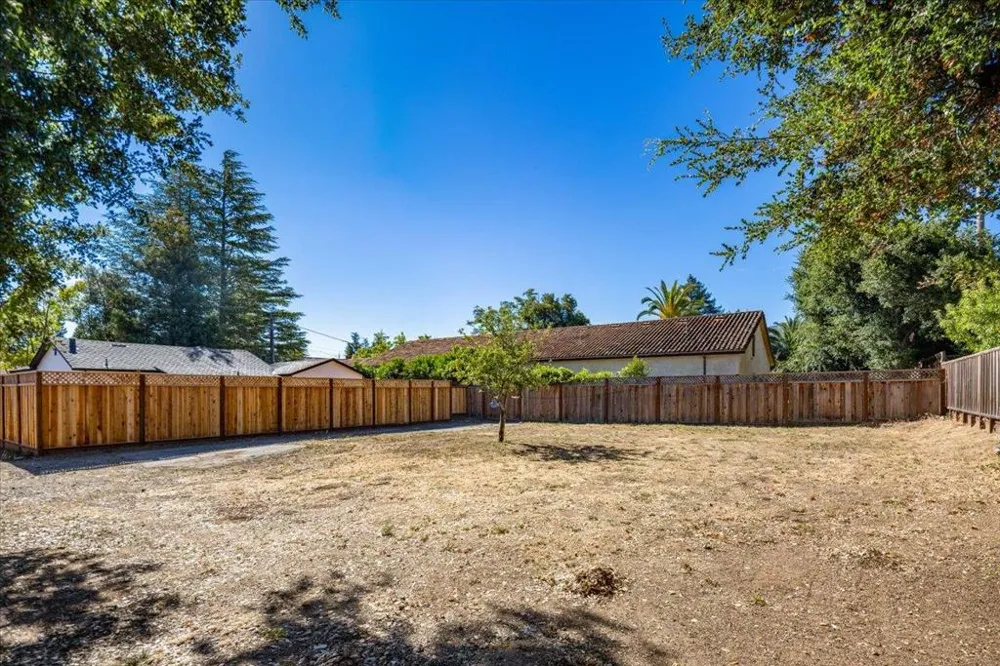 16153 Los Gatos Almaden Rd (Parcel 2) Los Gatos, CA 95032