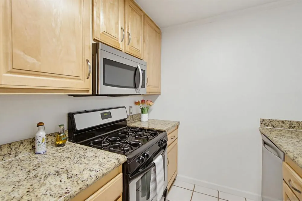 1621 S Hotel Circle #E231 San Diego, CA 92108