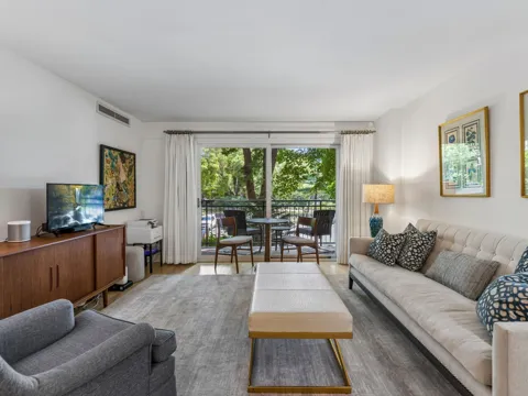 210 W Grant Street #107