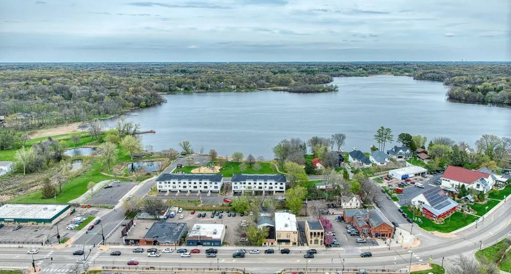 2195 Watertown Road Orono, MN 55356