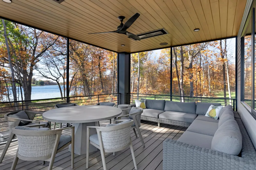 2195 Watertown Road Orono, MN 55356