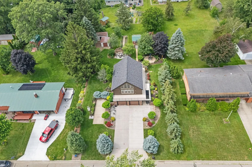 1505 High Street Lake City, MN 55041
