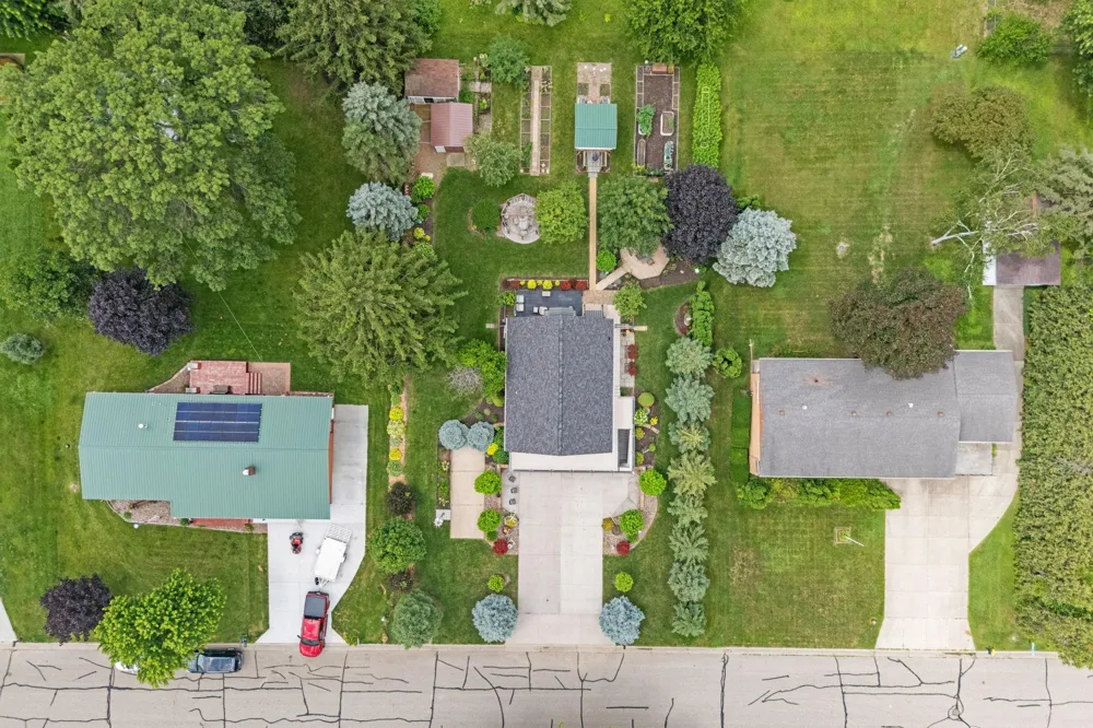 1505 High Street Lake City, MN 55041