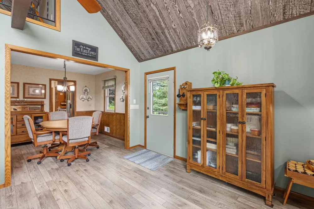 1505 High Street Lake City, MN 55041