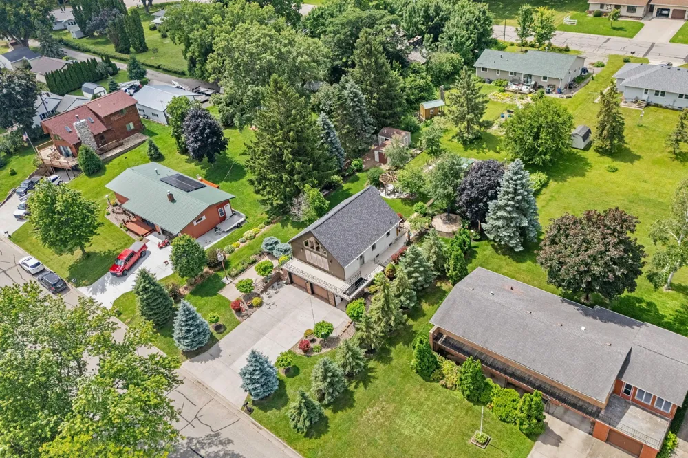 1505 High Street Lake City, MN 55041