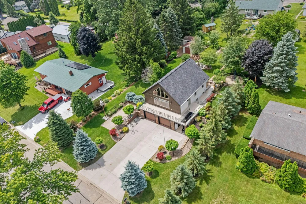 1505 High Street Lake City, MN 55041
