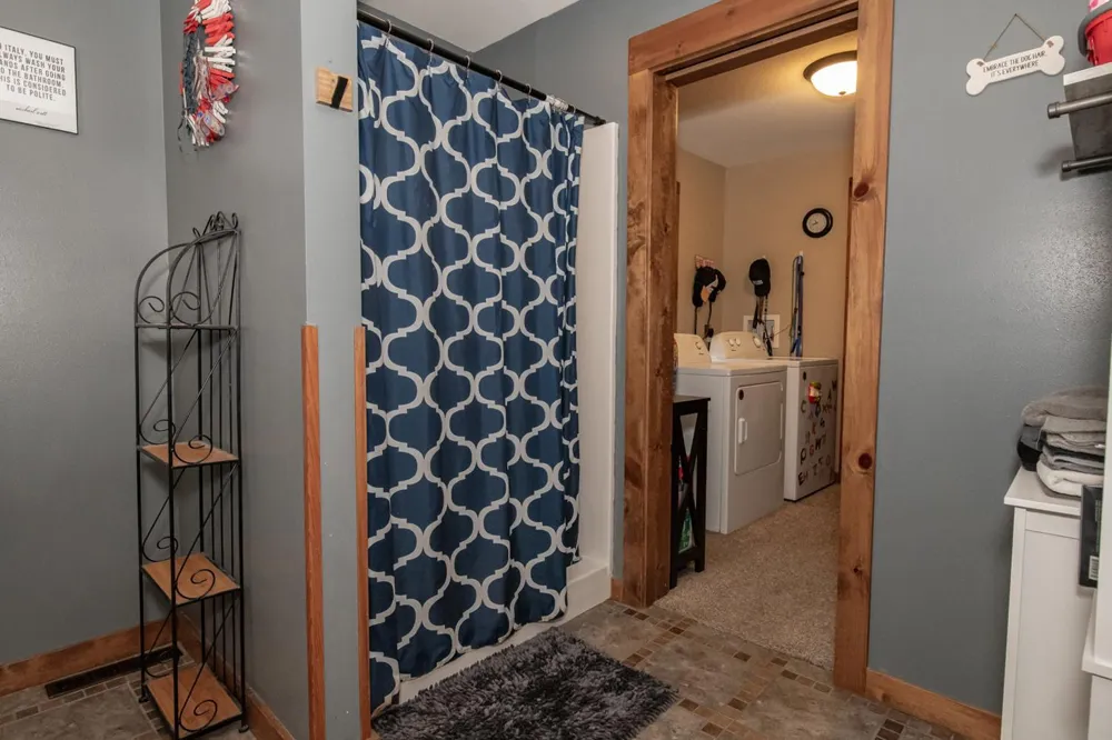 225 Country Club Drive Lewiston, MN 55952