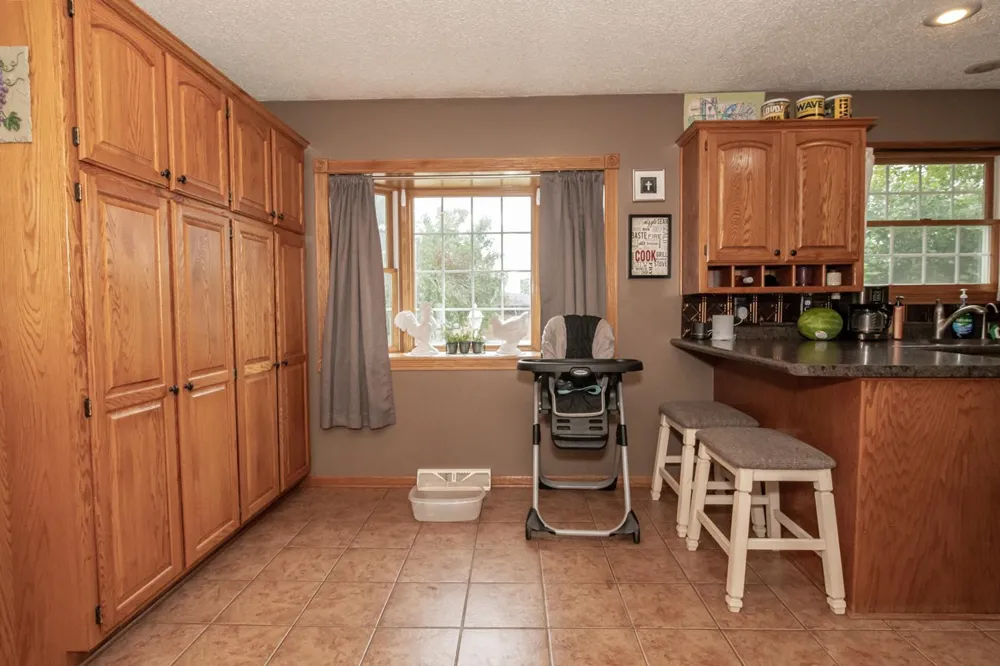 225 Country Club Drive Lewiston, MN 55952