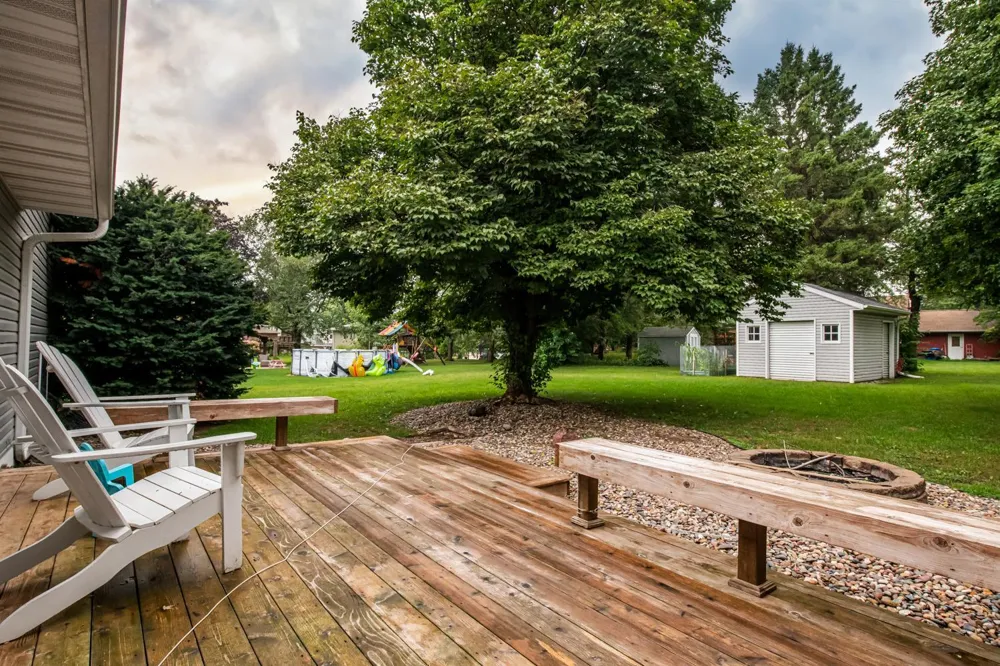 225 Country Club Drive Lewiston, MN 55952