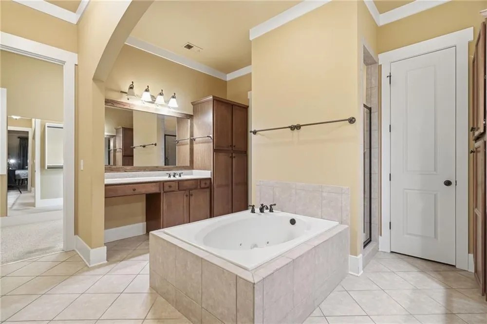 56 Sinti Trail Big Canoe, GA 30143