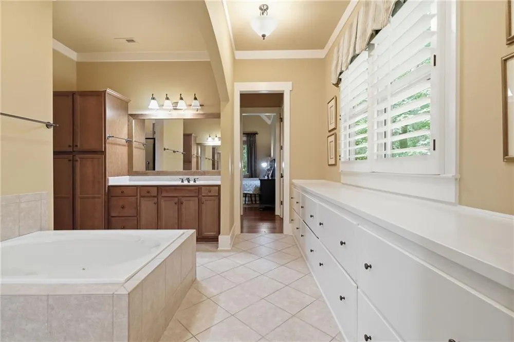 56 Sinti Trail Big Canoe, GA 30143