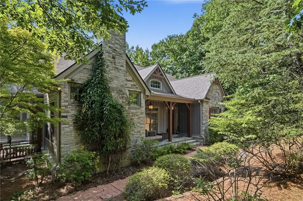 56 Sinti Trail Big Canoe, GA 30143