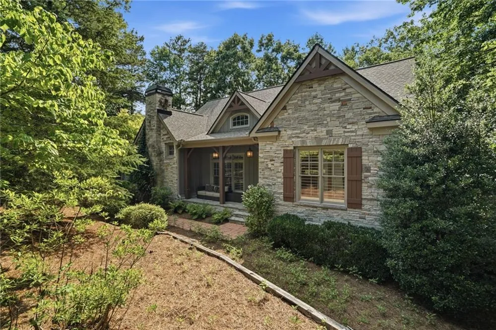 56 Sinti Trail Big Canoe, GA 30143