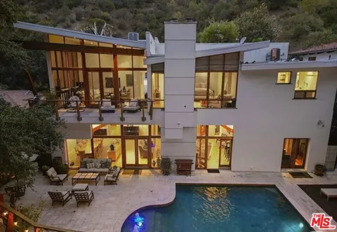 3600 Mandeville Canyon Road
