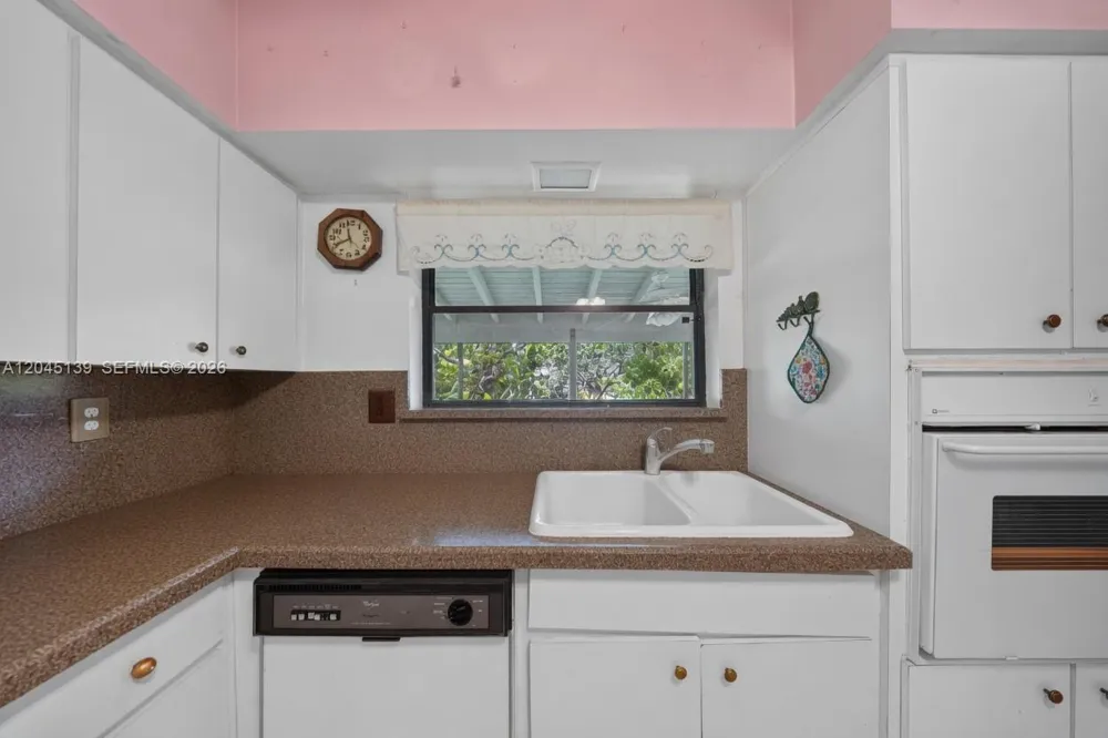 8340 SW 151st St Palmetto Bay, FL 33158