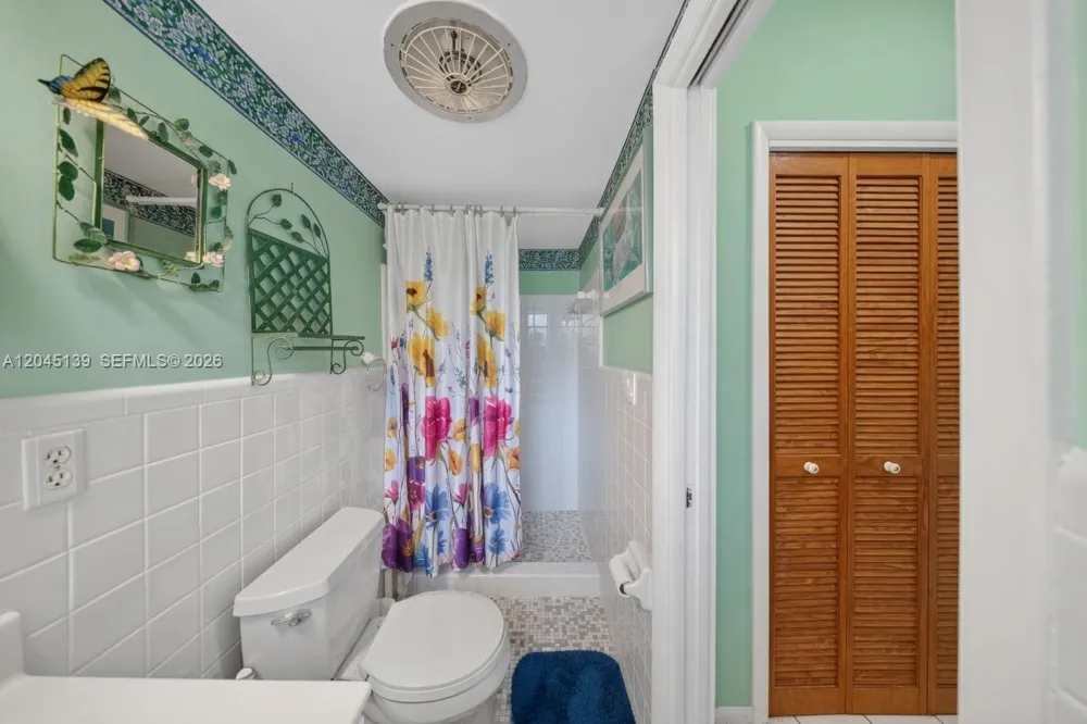 8340 SW 151st St Palmetto Bay, FL 33158