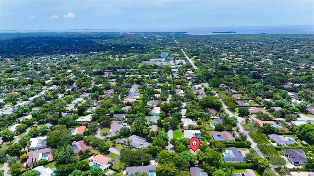8340 SW 151st St Palmetto Bay, FL 33158