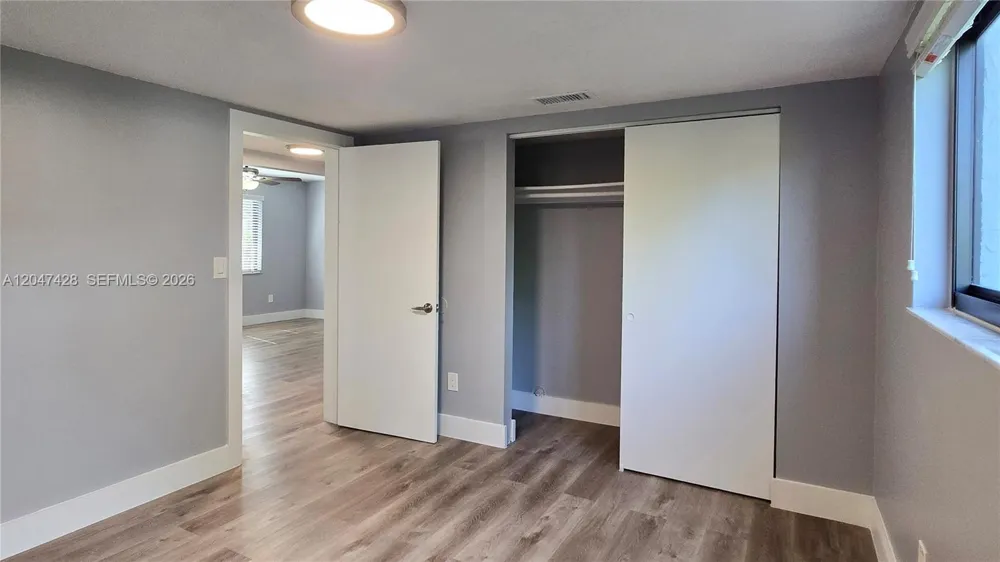 50 W 28th St #52 Hialeah, FL 33010