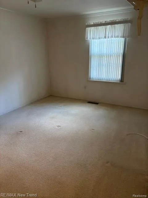 1412 Hidden Meadows Drive E #B Walled Lake City, MI 48390