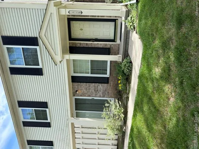 1412 Hidden Meadows Drive E #B Walled Lake City, MI 48390